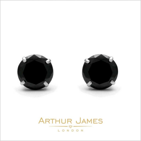 Round Black Stone Studs