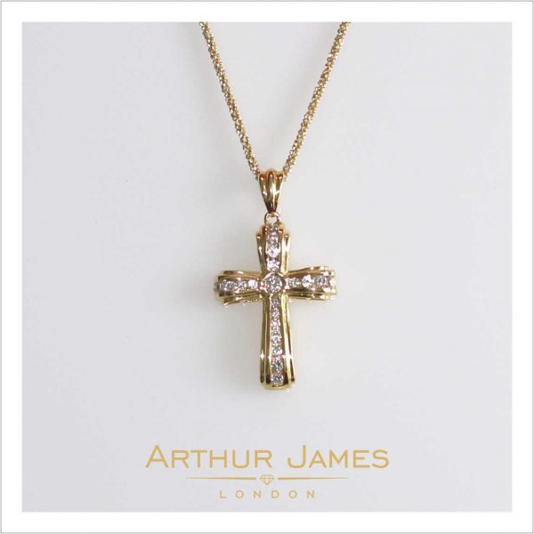 Round Diamond God Jesus Cross Unisex Church Pendant