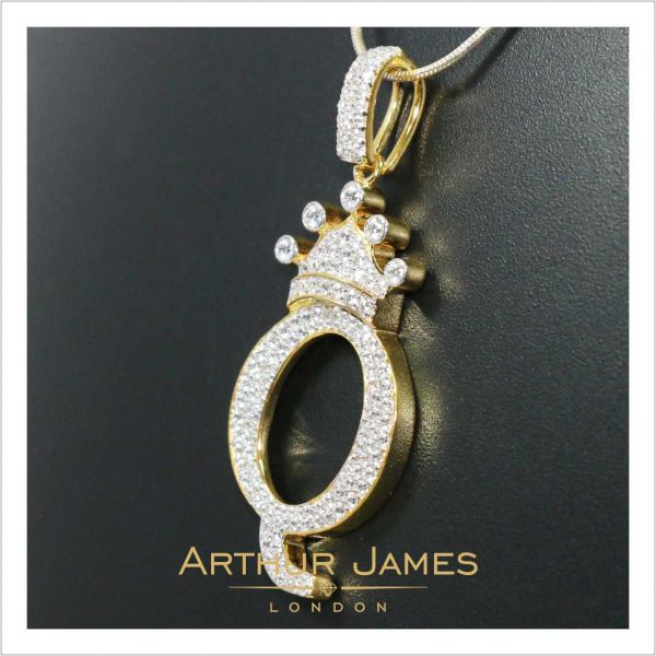 Initial Letter Rapper 3D Custom Q Alphabet Pop Singer Pendant