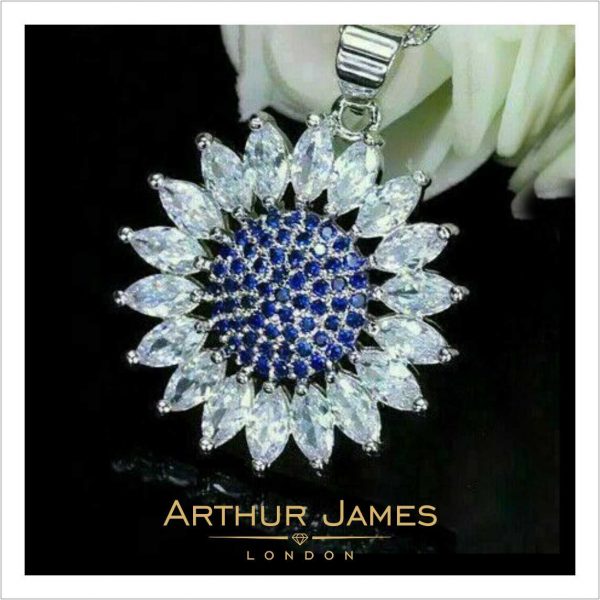 Round Cut Blue Sapphire Diamond Ladies Pendant