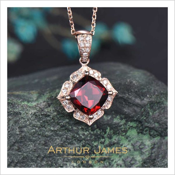 Flower Shape Red Amandine Cushion Garnet Ladies Pendant