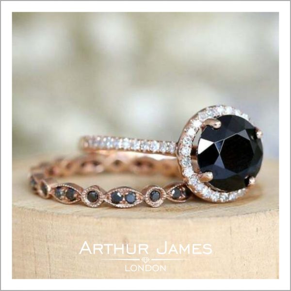 Round Cut Black Diamond Ladies Bridal Ring Set