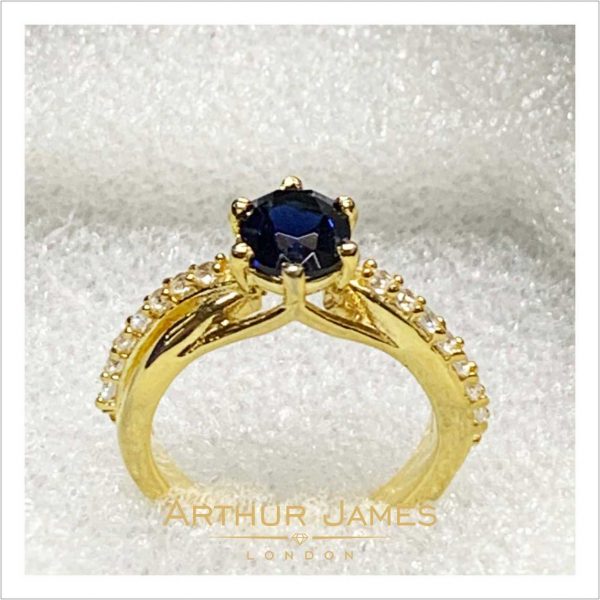Oval Cut Diamond Blue Sapphire Women's Solitaire Ring