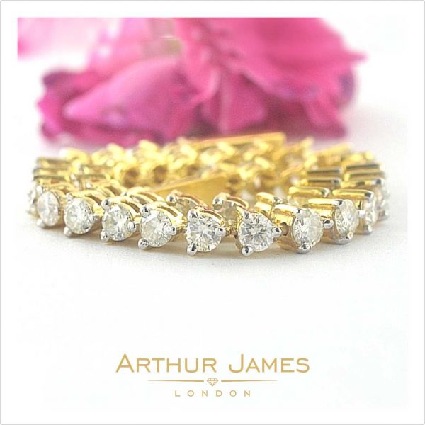 Round Cut Moissanite Diamond Ladies Bracelet